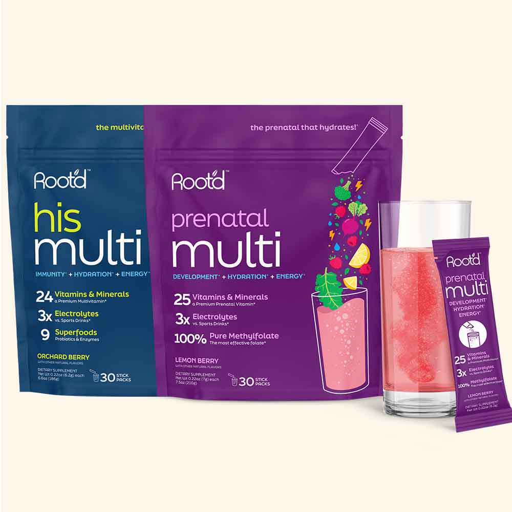 Rootd multivitamin packages and a smoothie on a white background