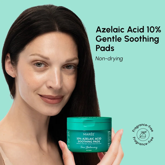 Woman holding a container of Maré Azelaic Acid 10% Gentle Soothing Pads against a teal background