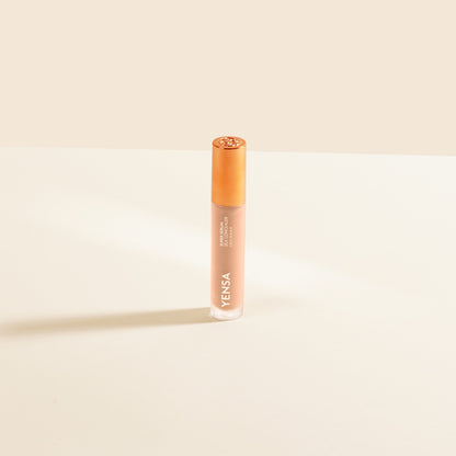 Super Serum Silk Concealer in shade Tan 1, additional detail