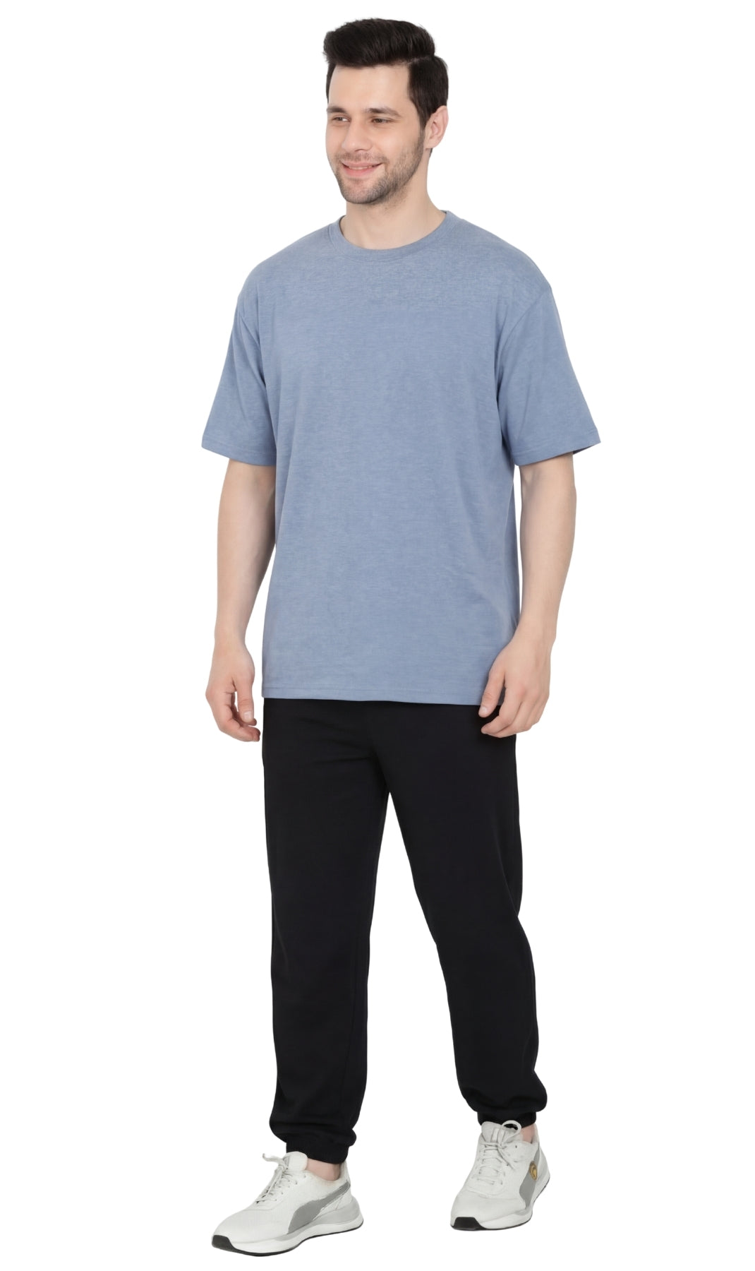 Turtle Bay men's heavyweight short sleeve crew neck t-shirt in Blue Heather, full-length view