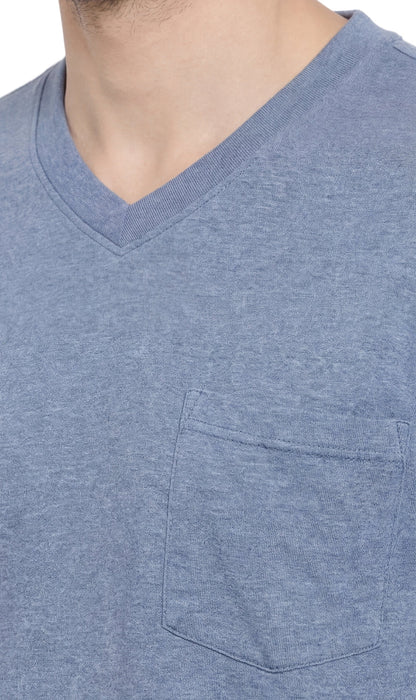 Turtle Bay men's heavyweight v-neck pocket t-shirt in Blue Heather, neckline detail
