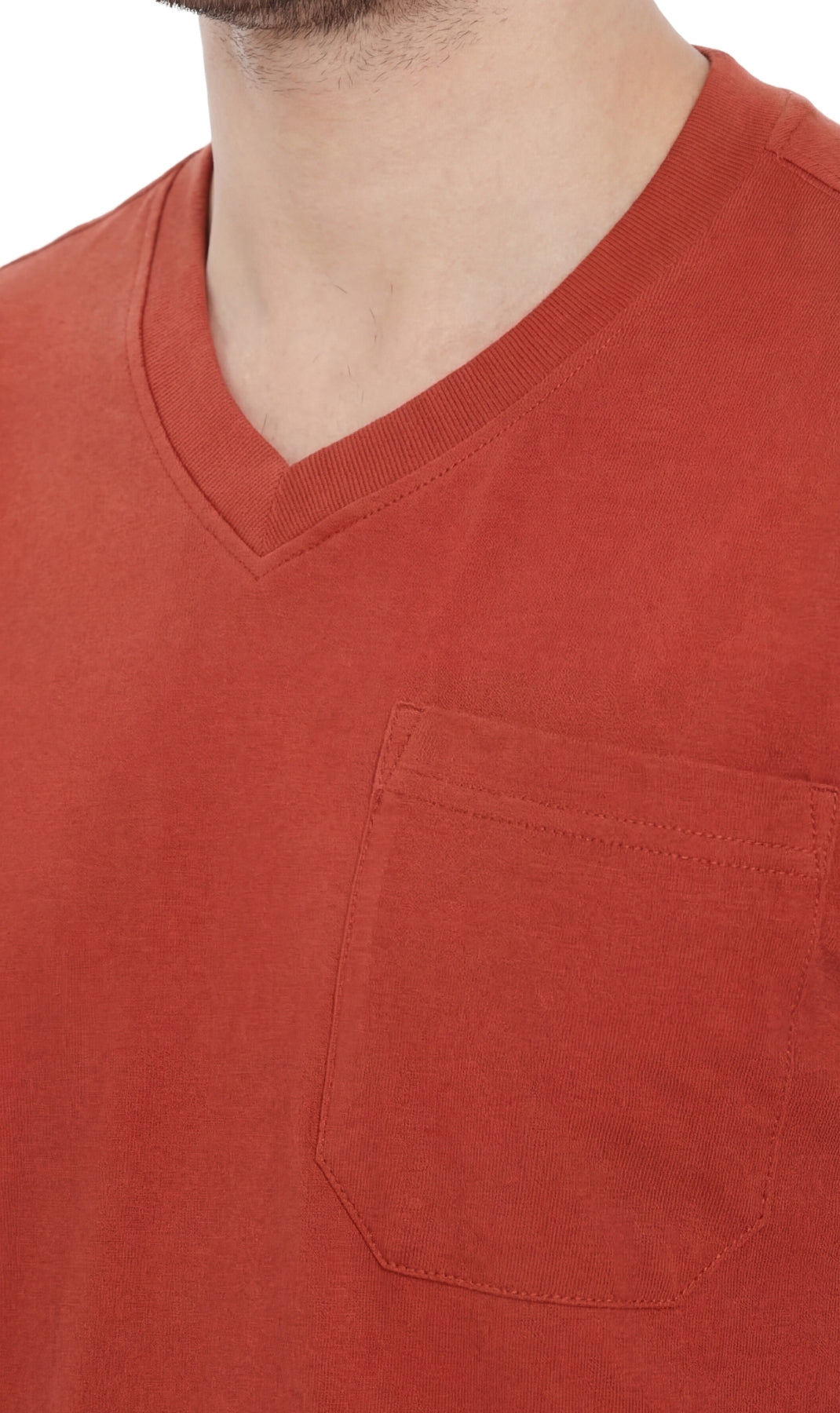 Turtle Bay men's heavyweight v-neck pocket t-shirt in Redwood, neckline detail