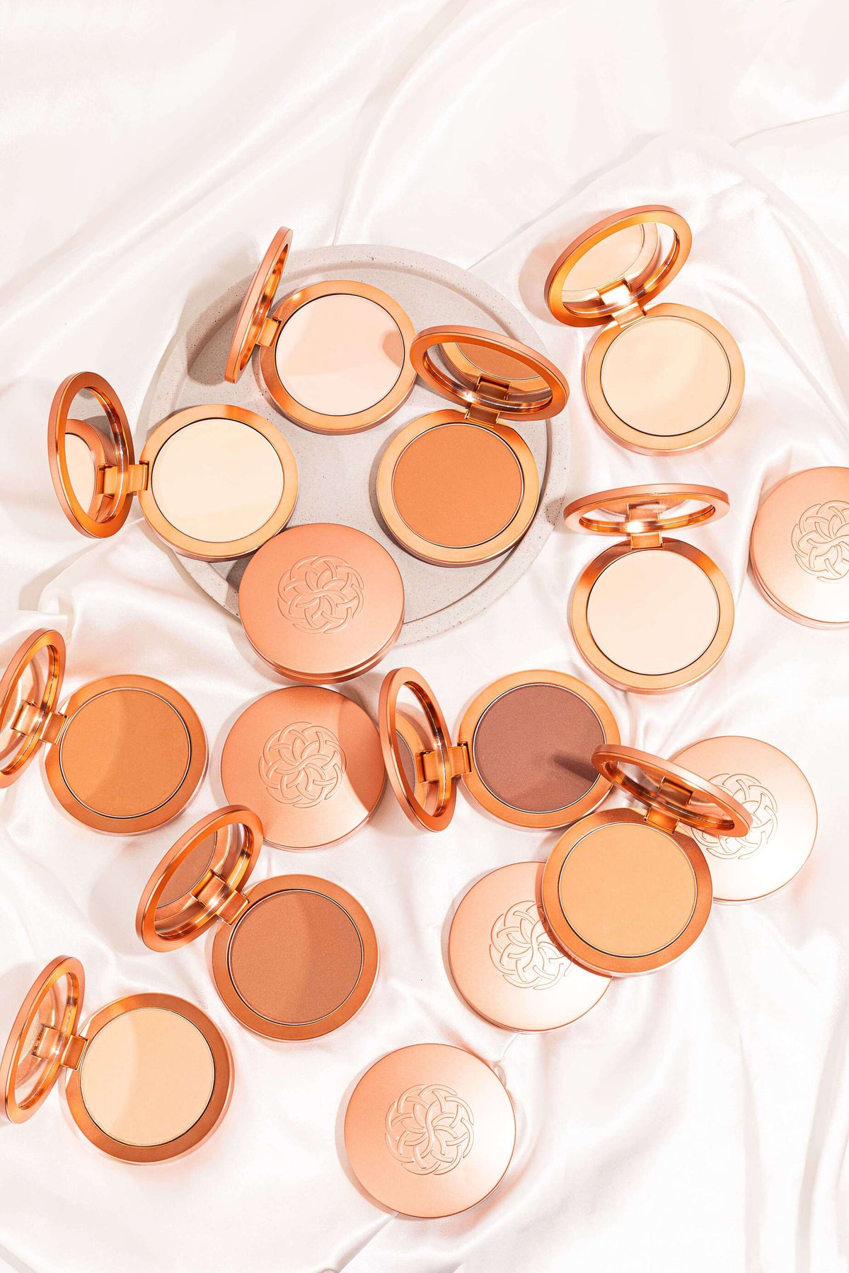 Super Serum Silk Matte Powder Peptide Foundation, product photo 4