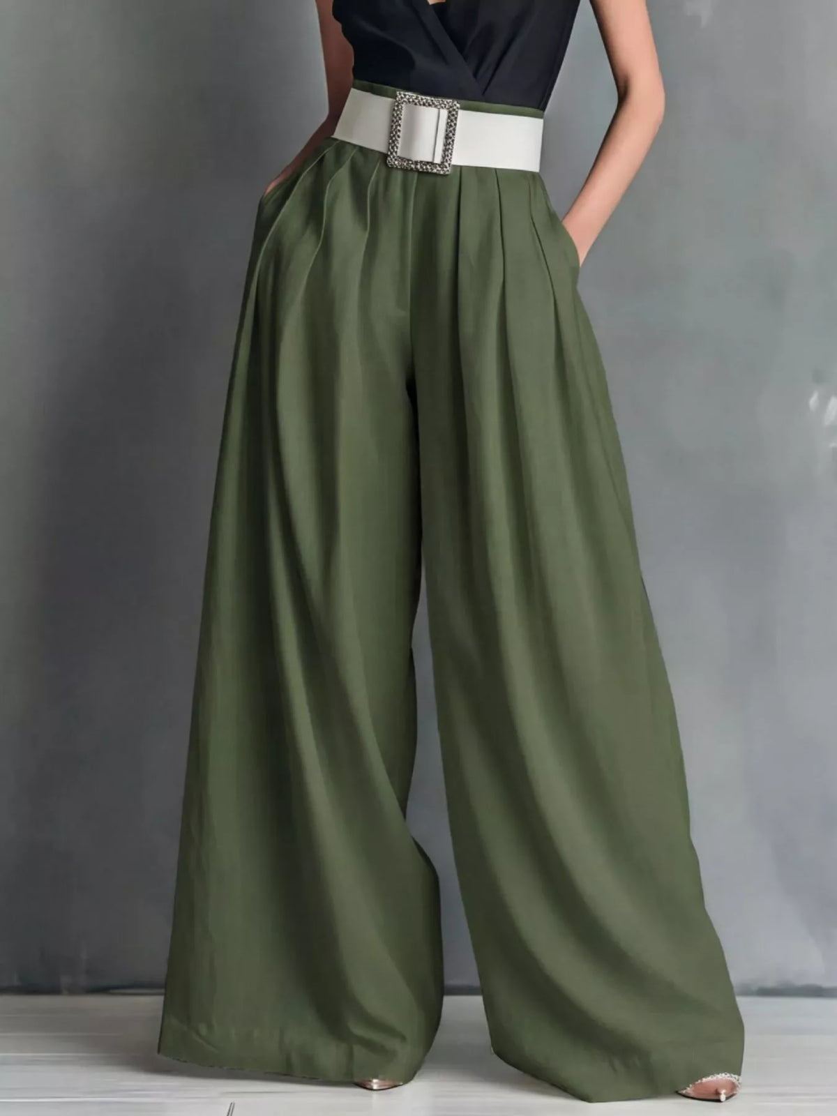 High-waisted wide-leg pants, additional detail