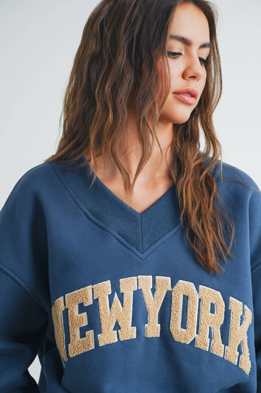 Fitkitty Culture New York V-neck sweatshirt in navy, main product image