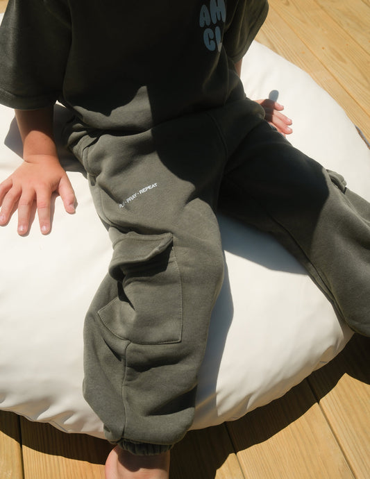 Amen Club Kids Cargo Sweatpants in Hunter Green