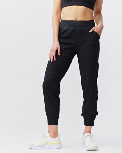 Excel Jogger 7/8 Length 28" Pant in Black