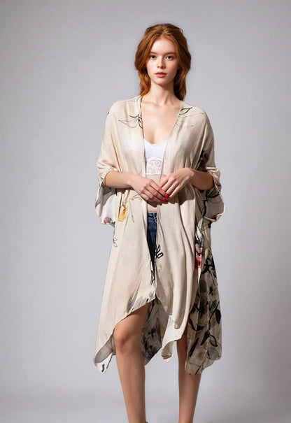 Fitkitty Culture Fleur Serenity floral viscose kimono, front view