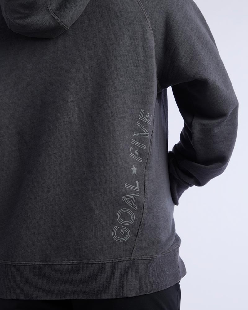 Freasy Women's Relaxed Fit Hoodie in Carbon