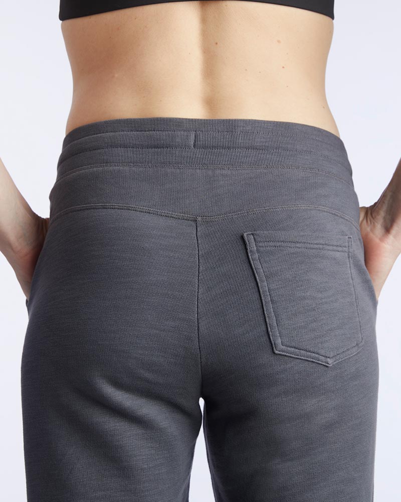 Freasy Jogger in Carbon, back view