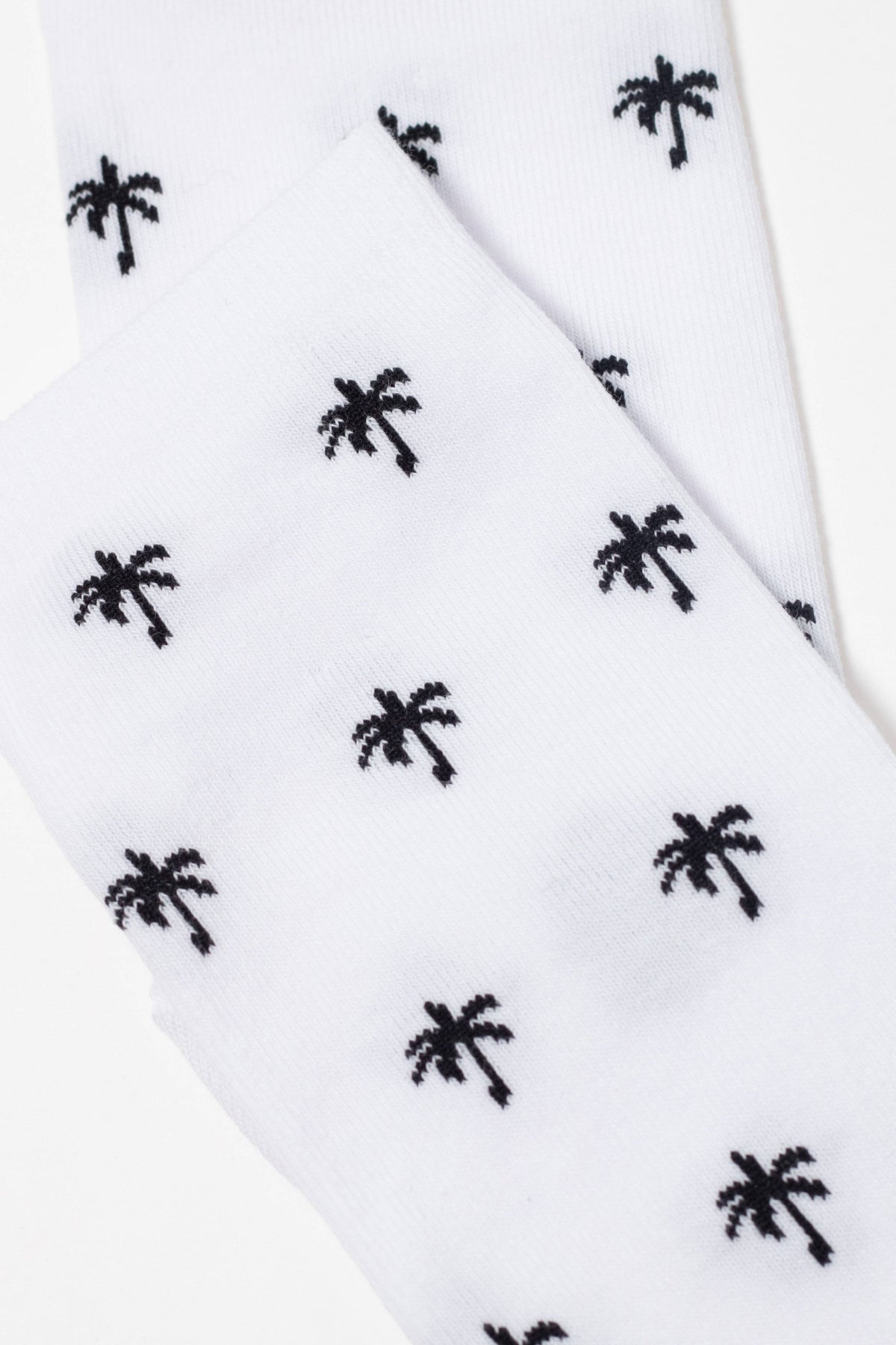 Conte Active 589 cotton ankle socks with palm tree pattern, styled photo (5)