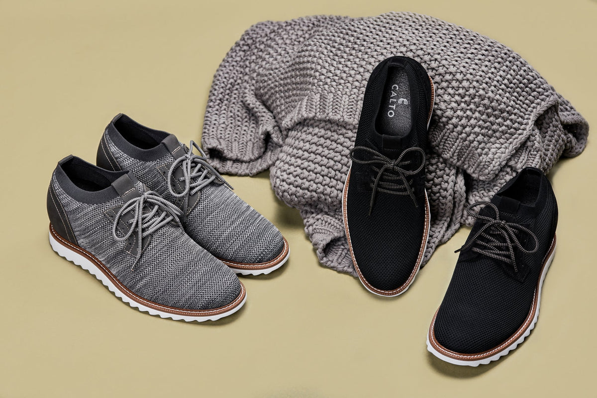 CALTO J1502 knit shoe shown with the J1503 style