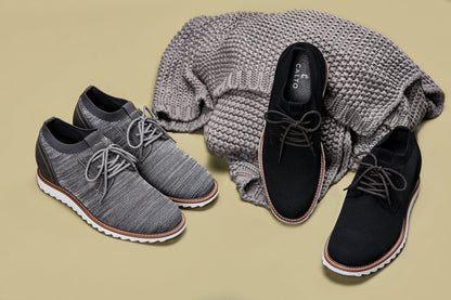 CALTO J1502 knit shoe shown with the J1503 style