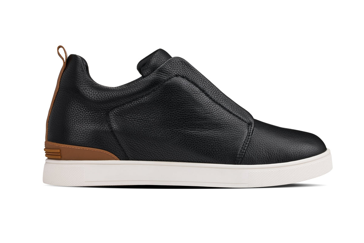 CALTO J1932 leather snoafer in black with white sole, alternate view