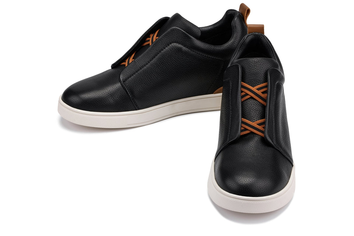 CALTO J1932 leather snoafer in black with white sole, product photo, alternate angle