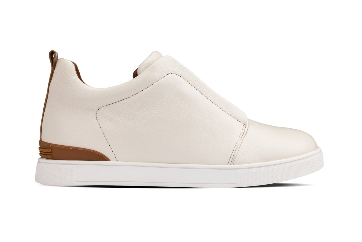 CALTO J1933 leather snoafer in off-white, alternate view