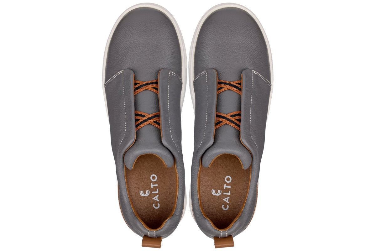 CALTO J1935 leather snoafer in grey, styled photo