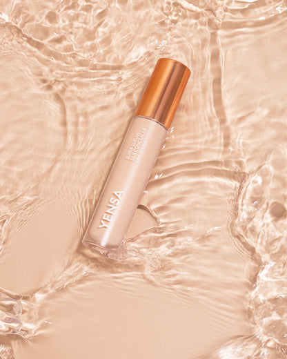 Super Serum Silk Concealer, lifestyle photo, seventh view