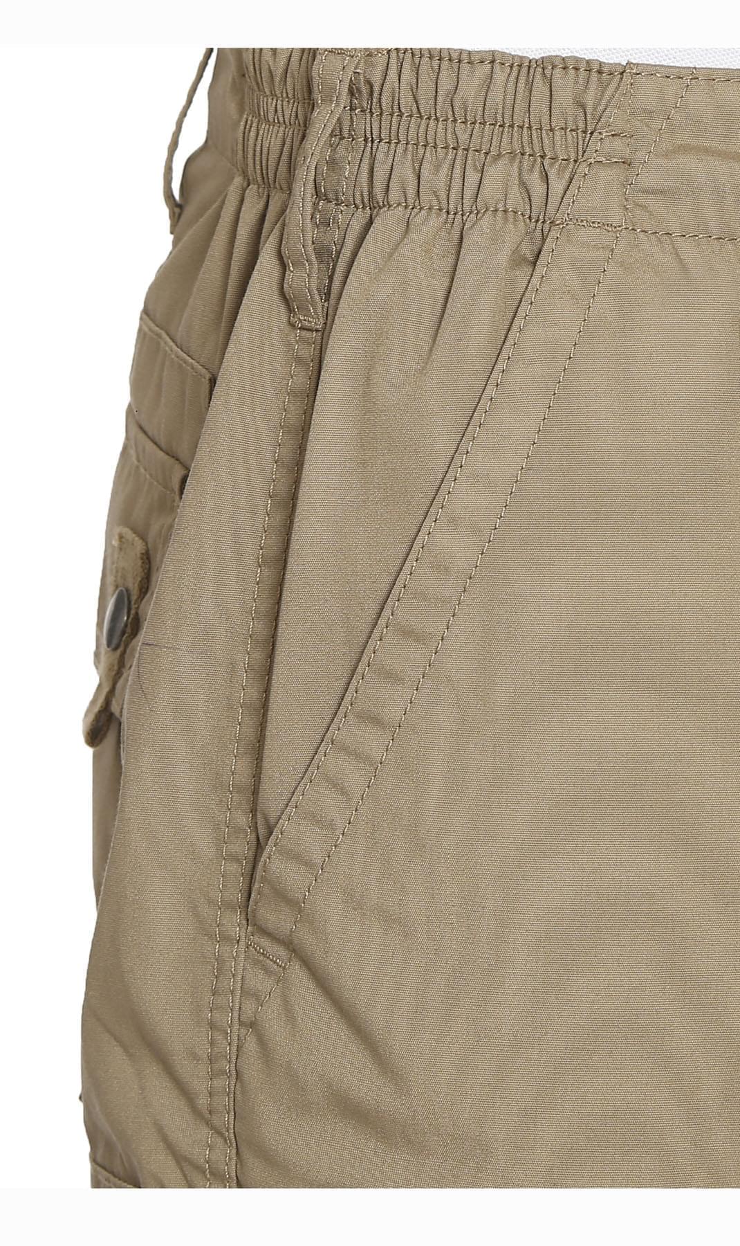 Turtle Bay men's elastic waist cargo shorts in Khaki, pocket detail