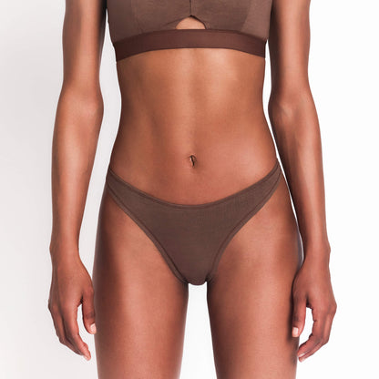 Organic Cotton & Hemp Thong, product photo