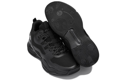 CALTO Q393 knit elevator trainer in black, additional detail, close view