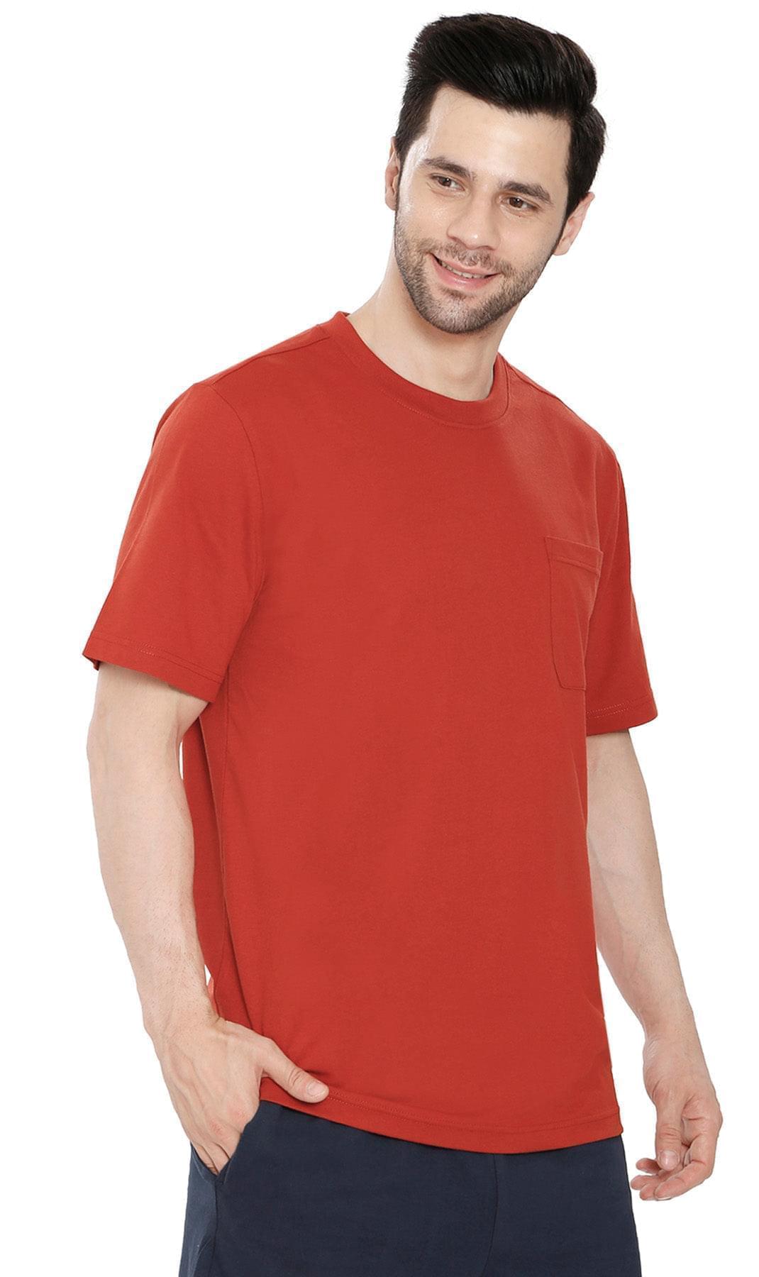 Turtle Bay men's heavyweight crew neck pocket t-shirt in Redwood