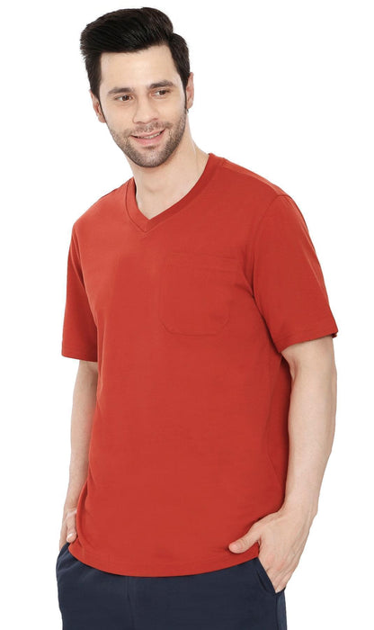 Turtle Bay men's heavyweight v-neck pocket t-shirt in Redwood, alternate view