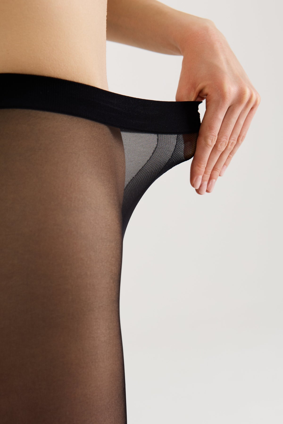 Conte True Love Fantasy Tights — Tattoo Style Print in Nero Black (2)
