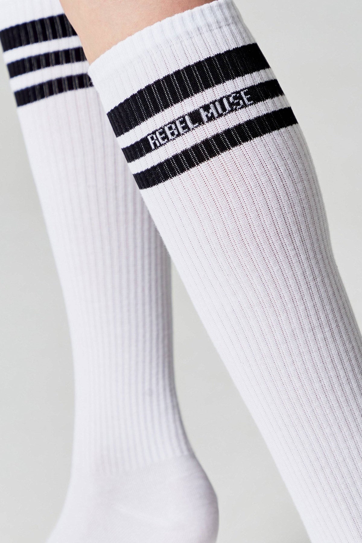 Conte Classic 009 cotton knee highs with ribbed stripes, additional detail