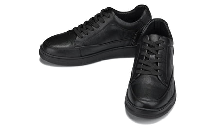 CALTO Y7111 black pebble grain leather sneaker, additional angle