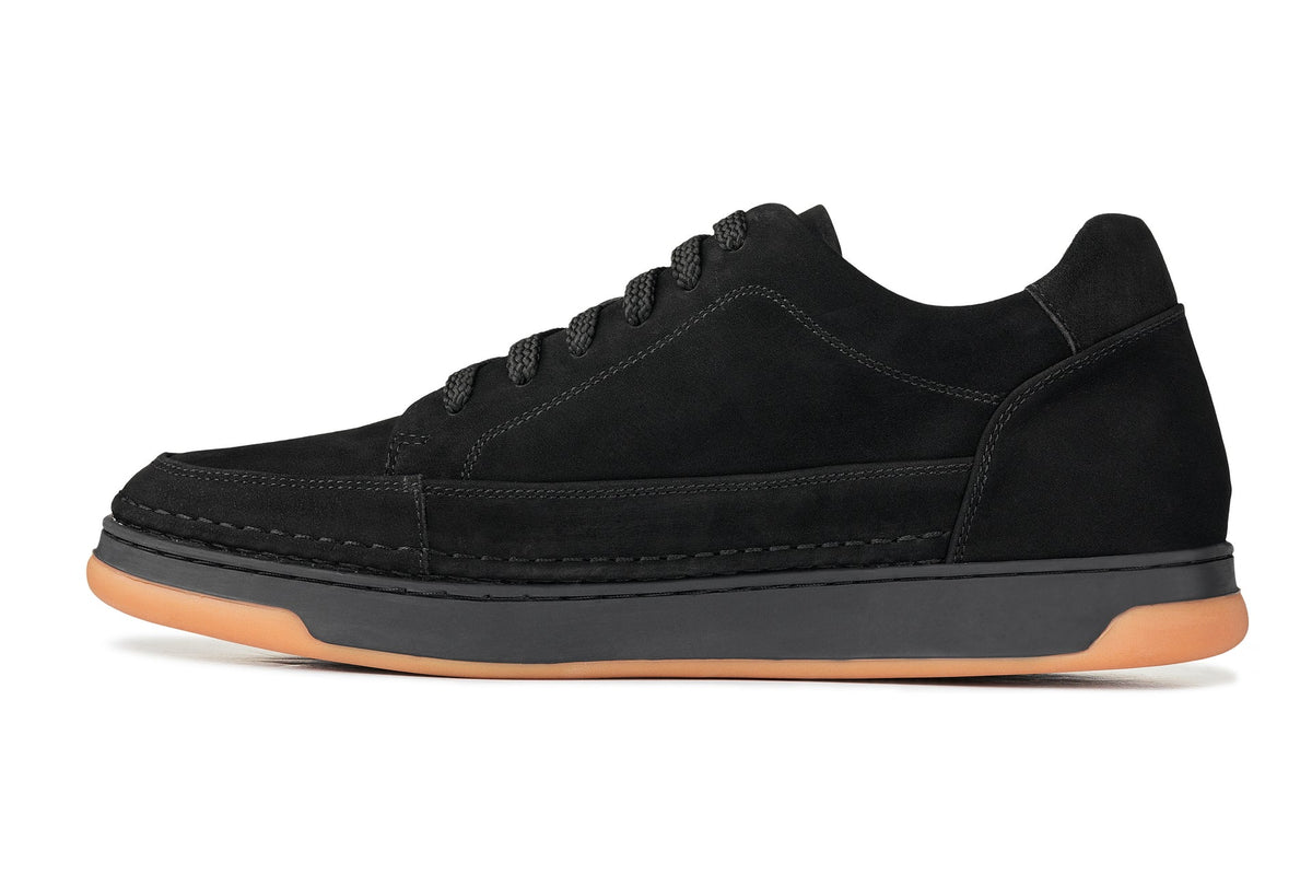 CALTO Y7933 noir suede sneaker with gum sole, additional detail