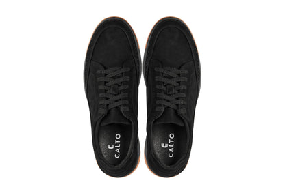 CALTO Y7933 noir suede sneaker with gum sole, further detail view