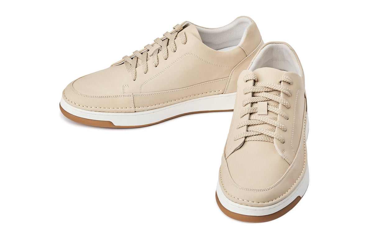 CALTO Y7934 ivory white suede sneaker with gum sole, additional angle