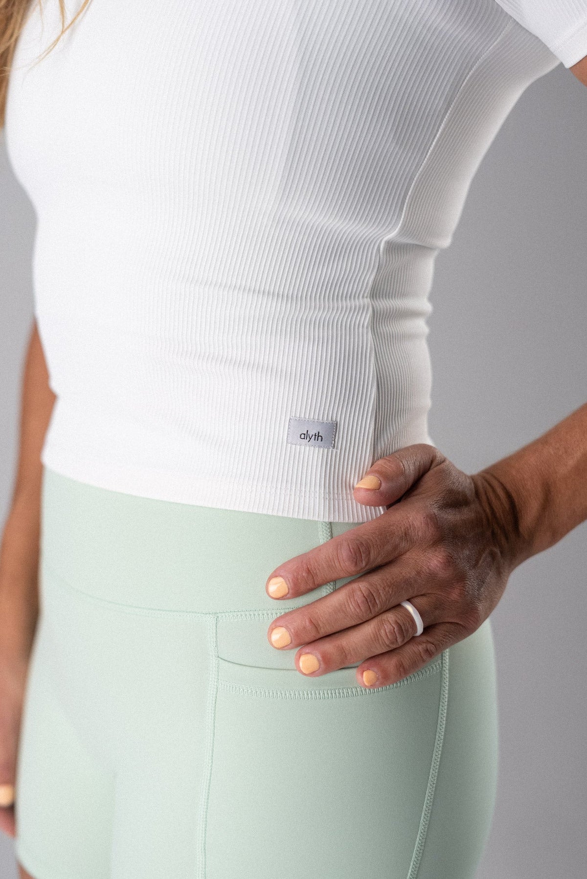 Alyth Dynamic Devoted Crop Tee