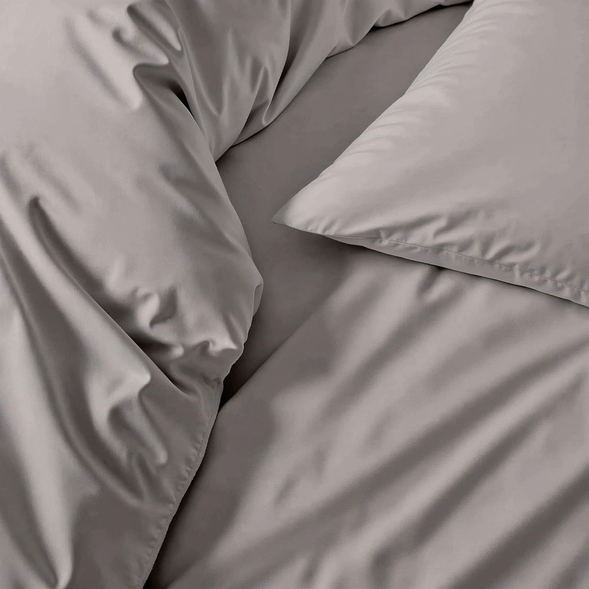 Italic Luxe Australian Sateen Pillowcase Set