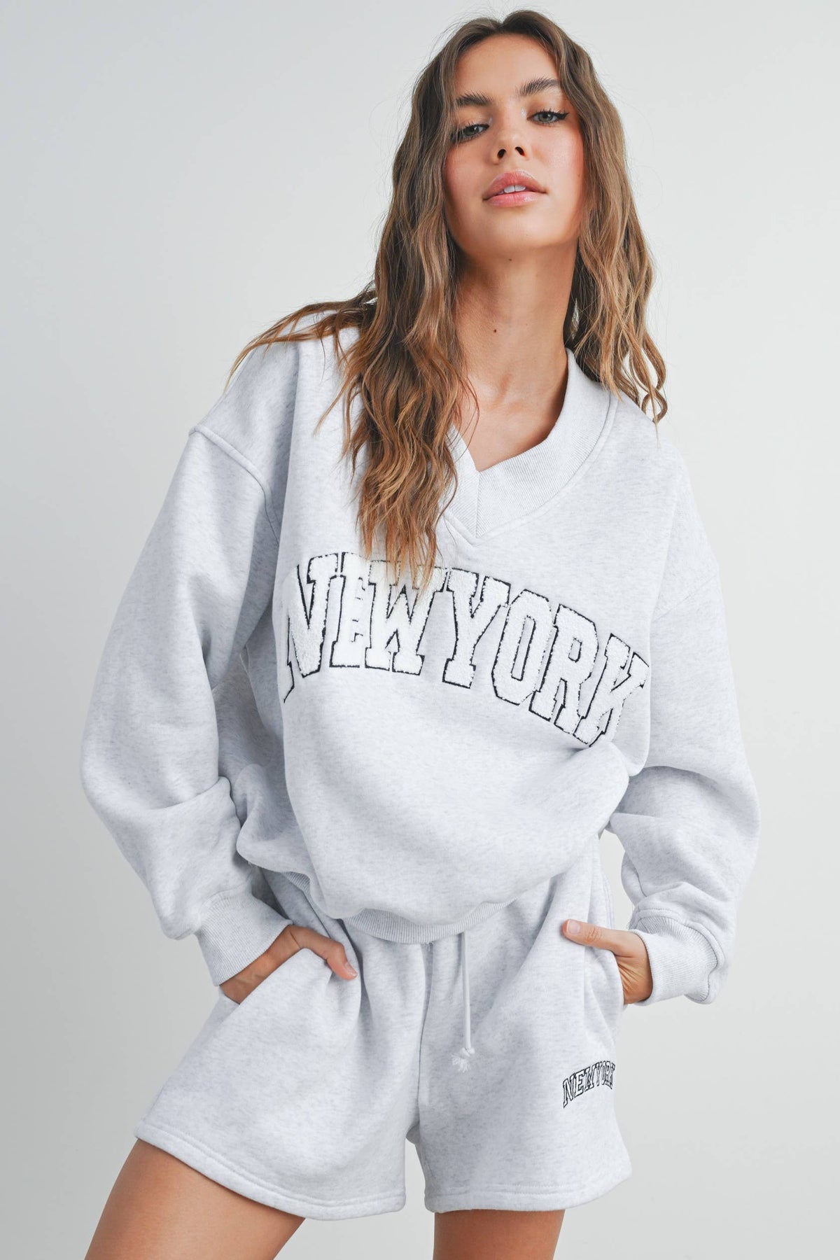 Fitkitty Culture New York V-neck sweatshirt in navy, product view 7