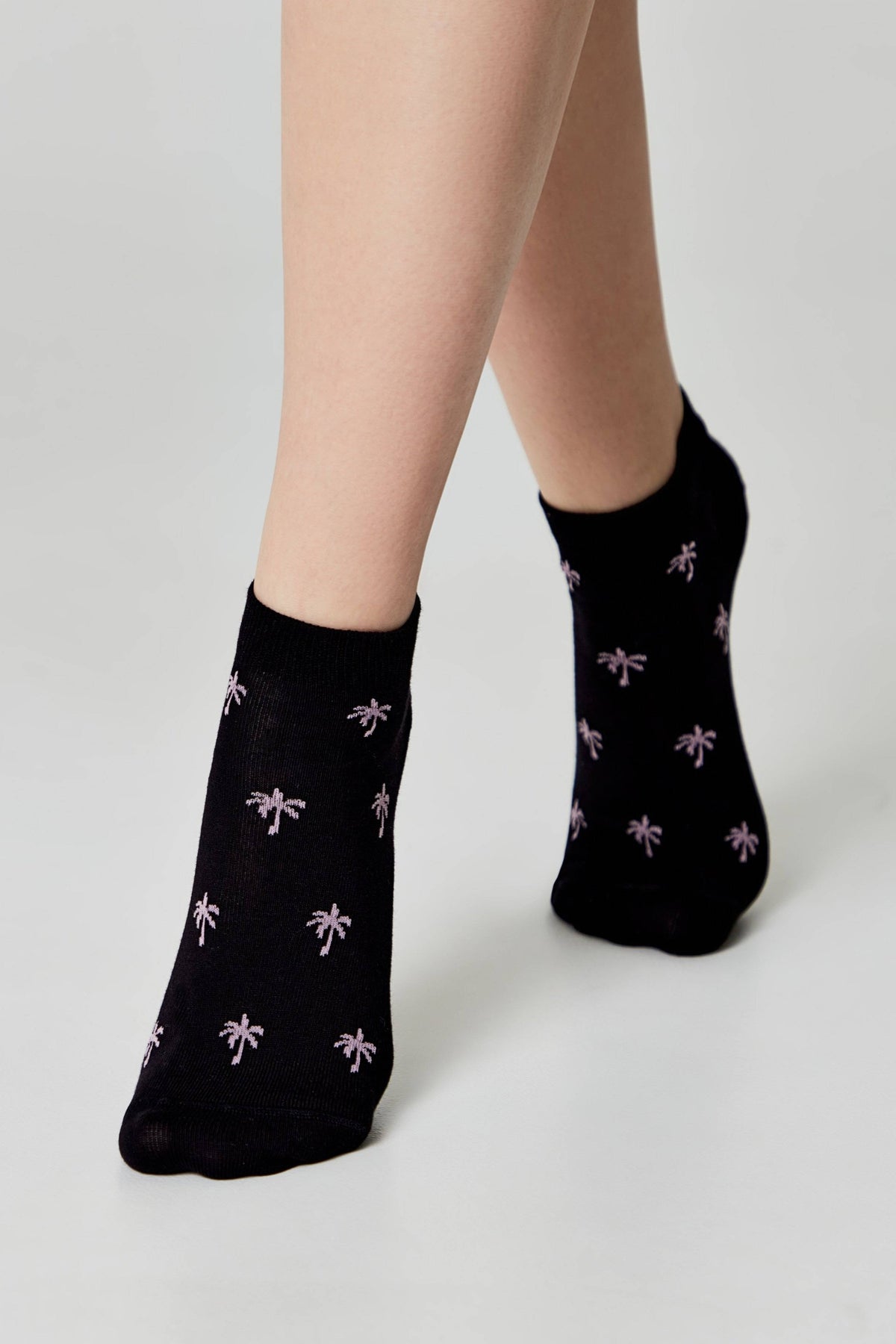 Conte Active 589 cotton ankle socks with palm tree pattern, product photo (7)