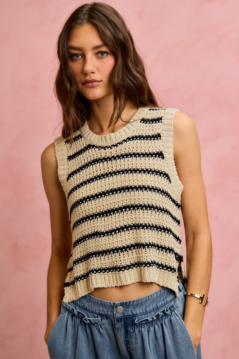 SO ME low gauge textured stripe sleeveless sweater top in Oatmeal/Black, styled photo (3)