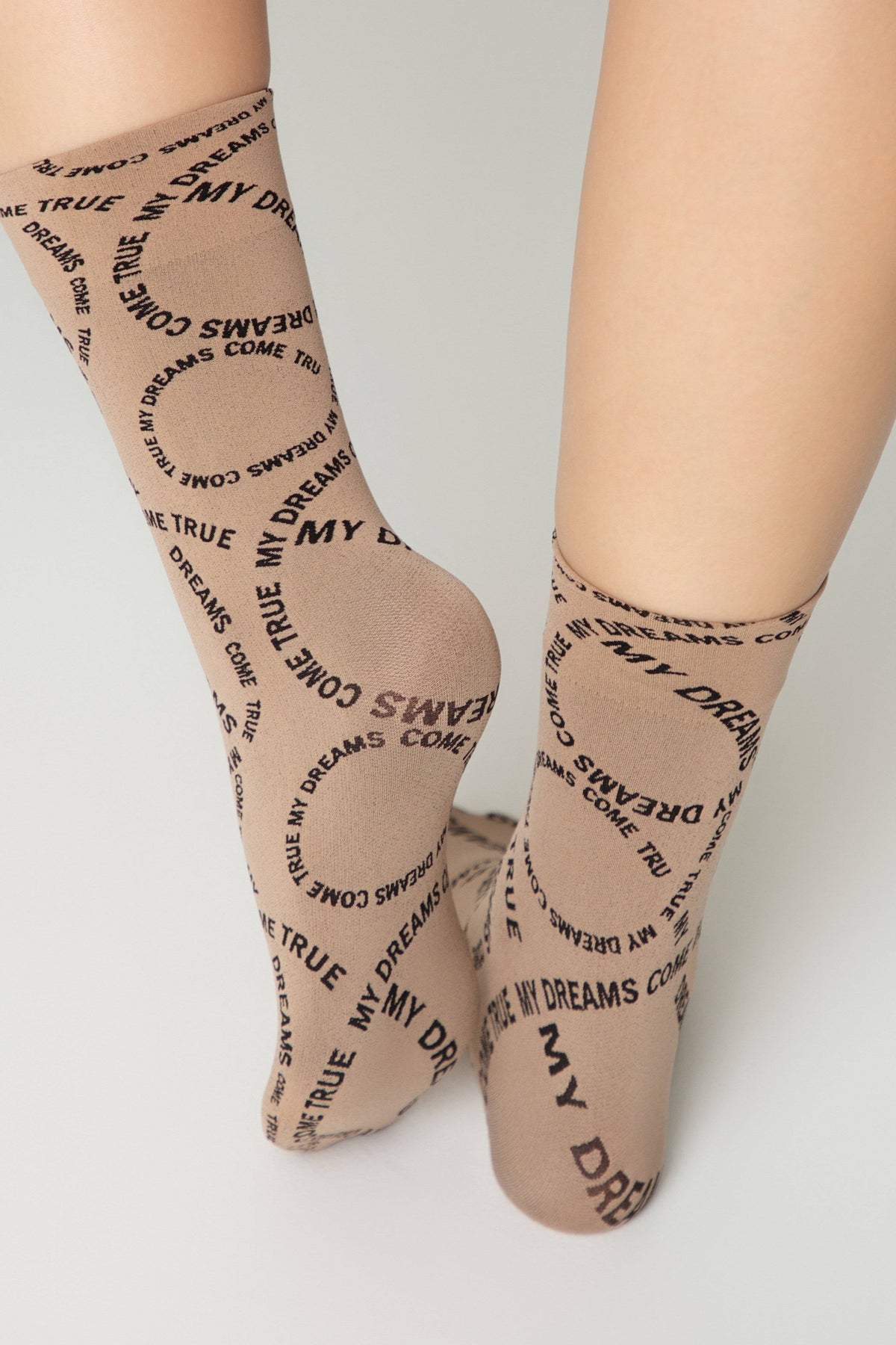Conte Fantasy dense socks with knitted My dreams design, additional detail (4)