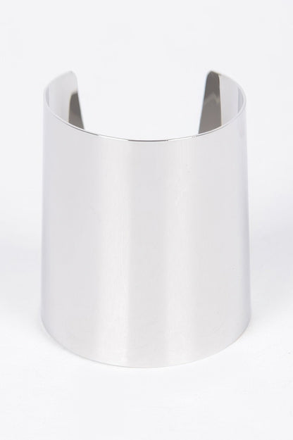 Metal Cuff, additional detail