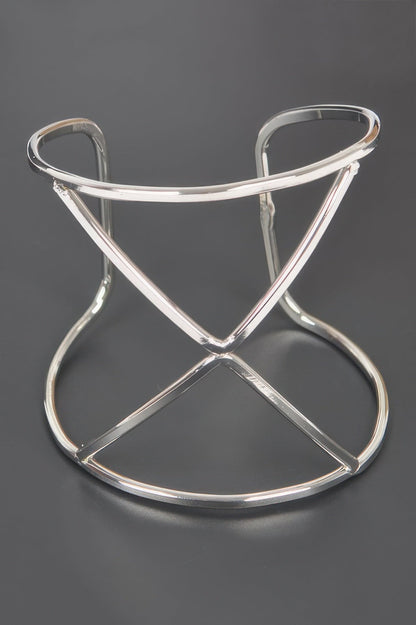 Metal Cuff, additional detail