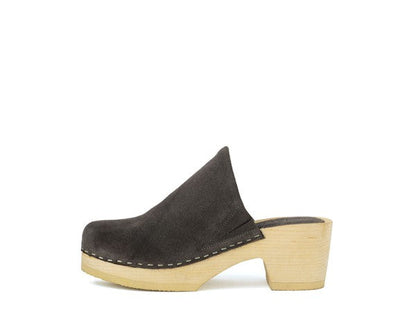 Rag & Co Darcie suede clog mule in gray, additional detail (2)