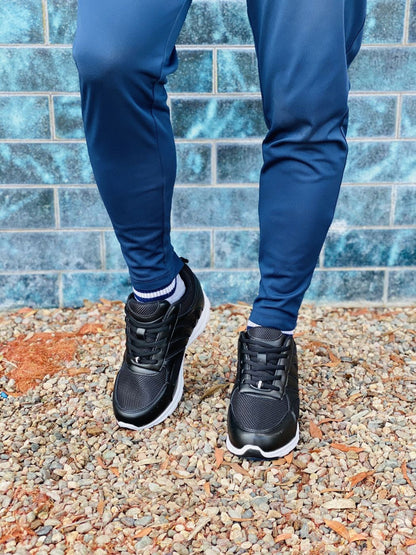 CALTO G3304 elevator sneaker in black, alternate view, additional angle
